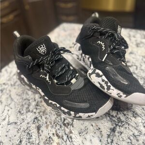 Adidas Donovan Mitchells